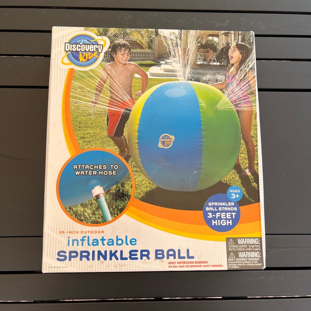 Discovery Kids Inflatable Sprinkler‎ Ball